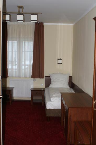Hotel Grant Lešno Exteriér fotografie