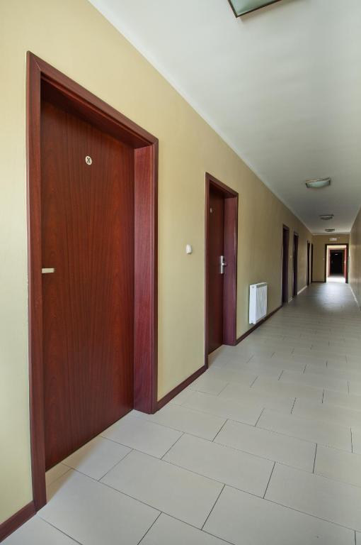 Hotel Grant Lešno Exteriér fotografie